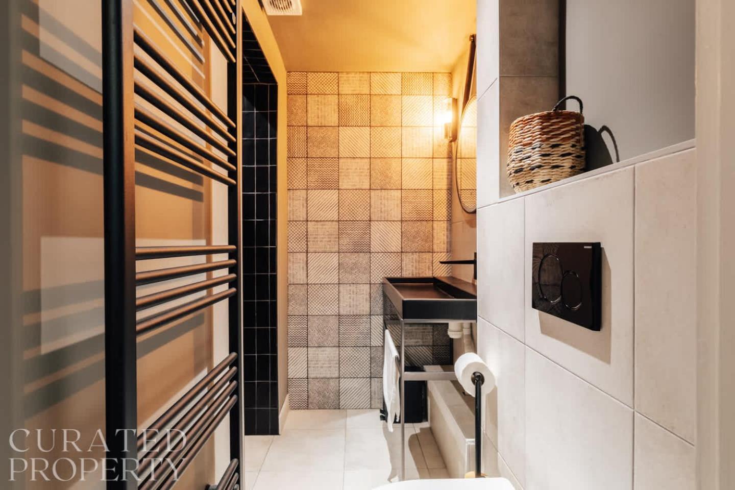 Central Townhouse With Garden & Free Parking Bath Exterior photo